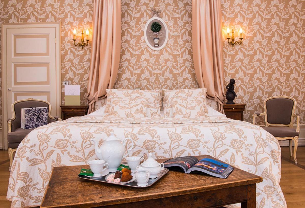 ホテル シャトー ドゥ ココヴ Recques-sur-Hem エクステリア 写真